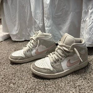 Nike Women's High-Top Sneakers - White and Pink